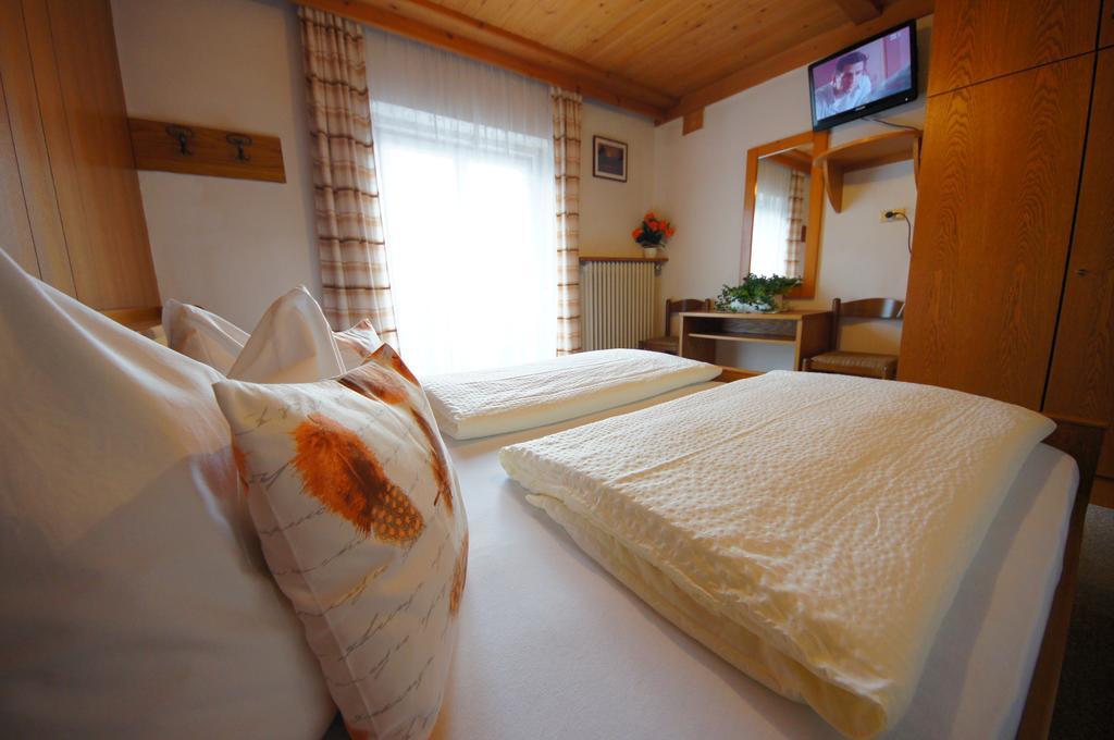 Gasthof La Pli Apartments San Vigilio Di Marebbe Luaran gambar